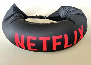 NETFLIX × BEAMS 限定グッズ【ネックピロー】