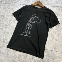 VV ■ 人気モデル '着心地抜群' ORIGINAFAKE オリジナフェイク KAWS 半袖 COTTON Tシャツ / カットソー size2 メンズ 紳士服 トップス 古着_画像1