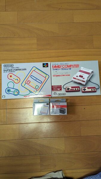 未使用品！スーパファミコンミニとファミコンミニそれぞれの専用アダプタ付き