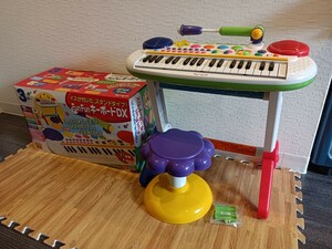nn0202 137 Toyroyal toy Royal FunFun keyboard DX 37 keyboard 4 chord keyboard 3 -years old from used present condition goods toy chair attaching 