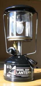 PEAK 1 LANTERN MODEL222B7101 Coleman コールマン 中古品