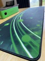 ゲーミングマウスパッド Razer Goliathus Cosmic Extended (Speed)マウスパッド RZ02-01910400-R3M1 - EX (294×920 mm)_画像4