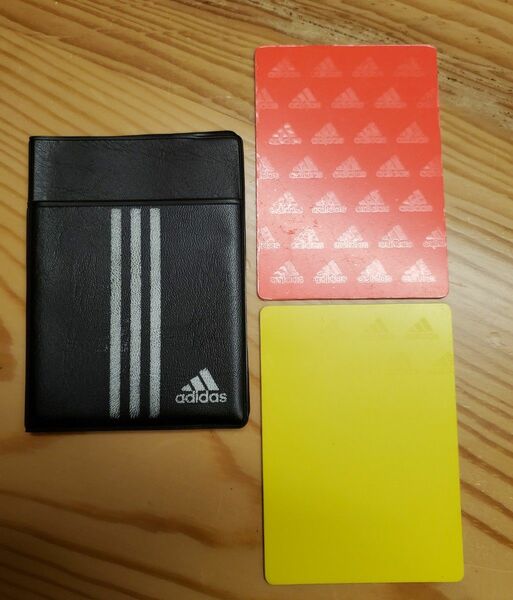 adidasレフリーカードセット
