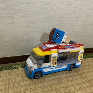 レゴ(LEGO) シティ アイスクリームワゴン 60253 車のみ