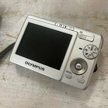 3609　OLYMPUS オリンパス デジタルカメラ デジカメ コンパクトカメラ X-750　バッテリー/充電器/メモリーカード付　中古品　ジャンク_画像4