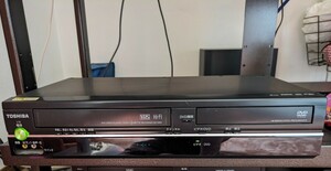 TOSHIBA 東芝VTR一体型DVDプレーヤー SD‐V800 取説リモコン付き G-CODE 2008年製 VHS ビデオデッキ 元箱有り