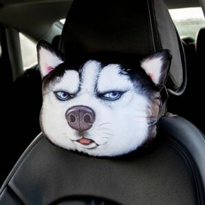 ハスキー犬　車用ヘッドレストカバー　カー用品　新品　かわいい 犬 ふわふわ クッション 装飾