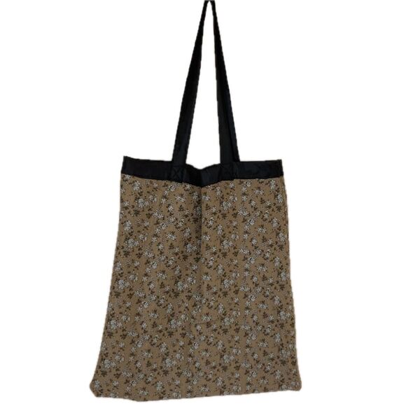 ハンドメイド トートバッグ エコバッグ ショルダーバッグ 傘リメイク リバーシブル 黒とベージュの小花柄