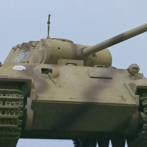 タミヤ 1/35 ドイツ パンサーA型中戦車 塗装済み 完成品 戦車兵、歩兵付きの画像6
