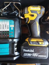 マキタ　TD173DGXFY バッテリー3点　充電器　ケース　電動 充電式インパクトドライバ　フレッシュイエロー makita_画像3