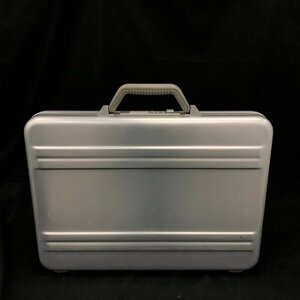 ZERO HALLIBURTON Zero Halliburton attache case suitcase trunk Carry case [CEAR1009]
