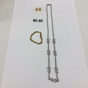  earrings / bracele / earrings 4 point summarize Christian Dior Christian Dior /GUCCI Gucci /GIVENCHYji van si.[CEAT9020]