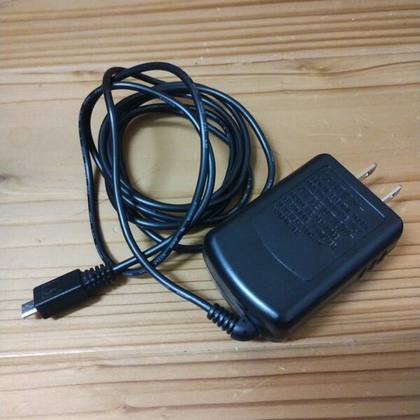 USB micro-B ACアダプター 充電器