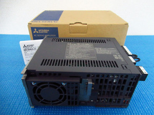 MITSUBISHI ELECTRIC 三菱電機 MR-J4-200B AC SERVO AMPLIFIER ACサーボアンプ 50/60Hz 管理24D0512K