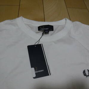 新品 FRED PERRY フレッドペリー Tシャツ サイズXLの画像3