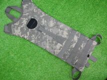 F:ACUハイドレーションキャリアーサバゲーUSMC♪沖縄米軍放出♪人気ミリタリー良品！MOLLE2 CARRIER,HYDRATION SYSTEMコスプレ_画像7