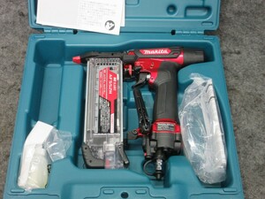 【未使用品(未開封)】★マキタ(makita) 高圧フィニッシュネイラ AF552H