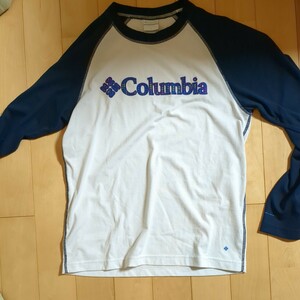 ColumbiaロングTシャツ　Sサイズ