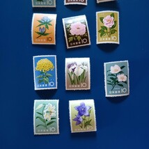 未使用　切手　10円×11枚　花シリーズ_画像3