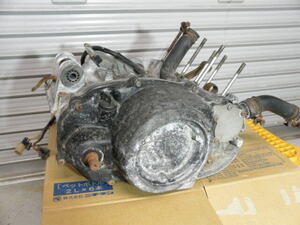 RZ250 4L3 the first period type engine ( small of the back under junk )