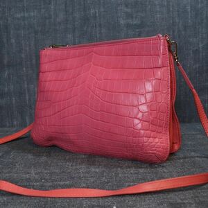 1 jpy start crocodile mat processing pink shoulder bag genuine crocodile exotic leather 1 start wani leather Pelley Lusso