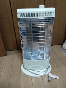 TOYOTOMI トヨトミ 電気ストーブ EH-Q100F ヒーター 　動作確認済　神奈川県横浜市より手渡しも可