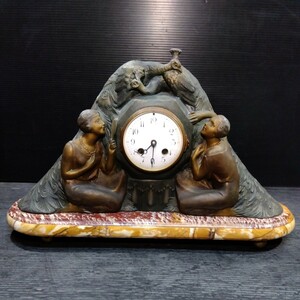 コレクター放出品 現状品 フランス製 古い 置時計 電池式 ゼンマイ式デザイン 彫刻 アンティーク コレクション