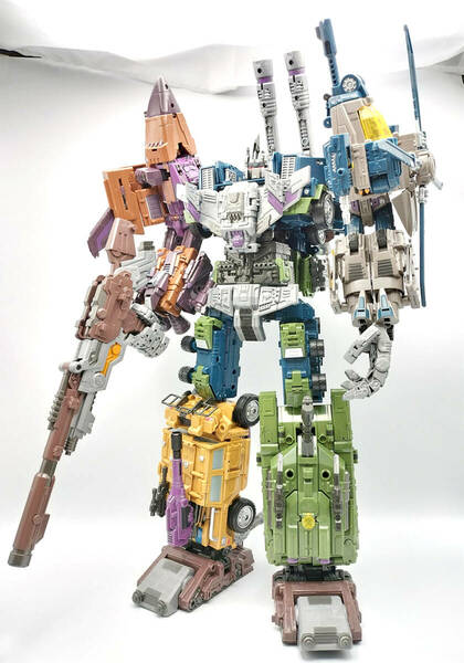 【送料無料】JINBAO ROBOT豹 KO Warbotron WB-01 (検) おもちゃ ロボット トランスフォーマー ブルーティカス TF 勇者 戦隊