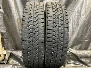 バリ溝 ブリヂストン 215/70R17.5 118/116L W979 2本セット スタッドレス 中古 2022年製 215/70-17.5