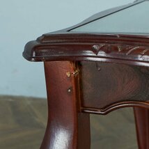 [78641]英国 クラシック ガラストップ ネストテーブル 猫脚 ウォールナット サイドテーブル ローテーブル 3連 花台 飾り台 イギリス_画像10