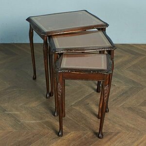 [80249]英国 クラシック ガラストップ ネストテーブル ブナ 猫脚 カブリオール サイドテーブル ローテーブル 3連 花台 飾り台 イギリス