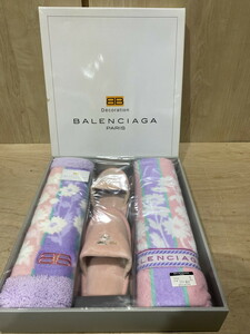 【１３－６】BALENCIAGA バレンシアガ BBA-801 バスタオル バスマット スリッパ ブランド タオル 未使用品 長期保管品