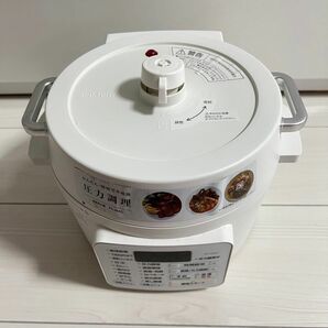 圧力鍋　炊飯器　３号炊き 電気圧力鍋 アイリスオーヤマ 鍋 調理器具 IRIS OHYAMA ホワイト 家庭用