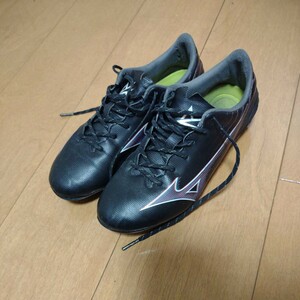 ミズノ MIZUNO サッカースパイク 23.0 アルファセレクト 中古 人工芝で使用のみ