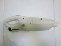 YK240520　makita マキタ CL102D コードレス 充電式クリーナー 掃除機 紙パック式 充電器欠品_画像4