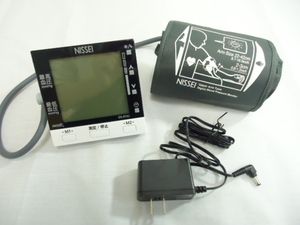 ＭＭ240520　ＮＩＳＳＥＩ　デジタル血圧計　自動電子血圧計　ＤＳ-Ｒ10