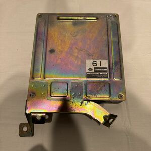 送料込み！　Y30 グロリア ワゴン エンジン コンピュータ セドリック MY30 VG20 ECU 