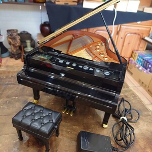 K505.1 SEGA TOYS セガトイズ グランドピアニスト 自動演奏 音楽プレーヤー ミニチュアピアノ 細い拭き傷あり　動作確認済