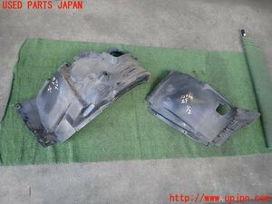 2UPJ-12761090]BMW 130i E87(UF30)右前フェンダーライナー 中古