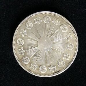 ◆ 1円銀貨 明治3年 円 近代 貨幣 通貨 古銭 骨董の画像2