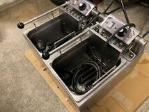 フジマック　卓上　電気フライヤー　2槽式　業務用　三相200V 8L×2 厨房_画像2