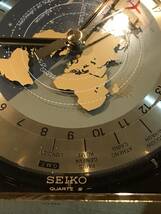 Ａ7775●置時計 SEIKO ジェット機の秒針が付いた世界時計 金色 QUARTZ 約23.5×9×h21.7㎝ 動作しません ジャンク品 キズ汚れなどあり_画像6