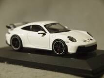 限定200pcs Porsche 911 (992) GT3 2020年 White w/Black Wheel Minichamps 1/43 413 069213_画像4