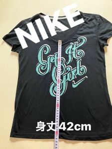 NIKE ナイキ　Ｔシャツused レディースＳ