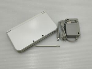 【極美品】 上画面ips液晶 Newニンテンドー3DS LL パールホワイト 本体 任天堂 充電器