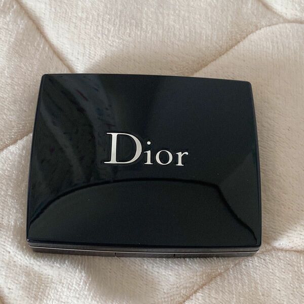 Dior【限定品】トリオブリック パレット　833
