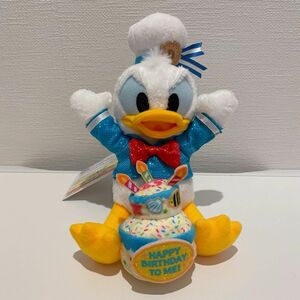 ディズニー　ドナルド　ぬいぐるみバッジ　バースデー　誕生日　2024　①