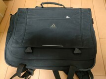 アディダス　　adidas リュックバッグ　3way 通学用かばん　　即決　送料込み　A25449 定価税込み8295円　_画像1