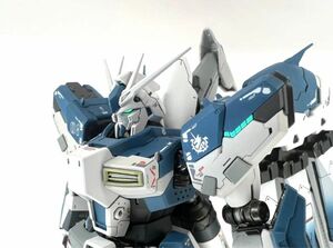 RG 1/144 Hi-νガンダム 塗装済み 完成品 BANDAI