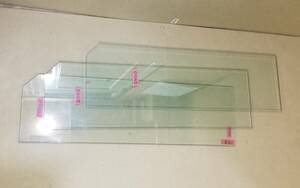 ⑥302 * glass board shelves board glass transparent glass * thickness approximately 6.8 millimeter 3 sheets * * secondhand goods * Yupack 120 shipping *0515*